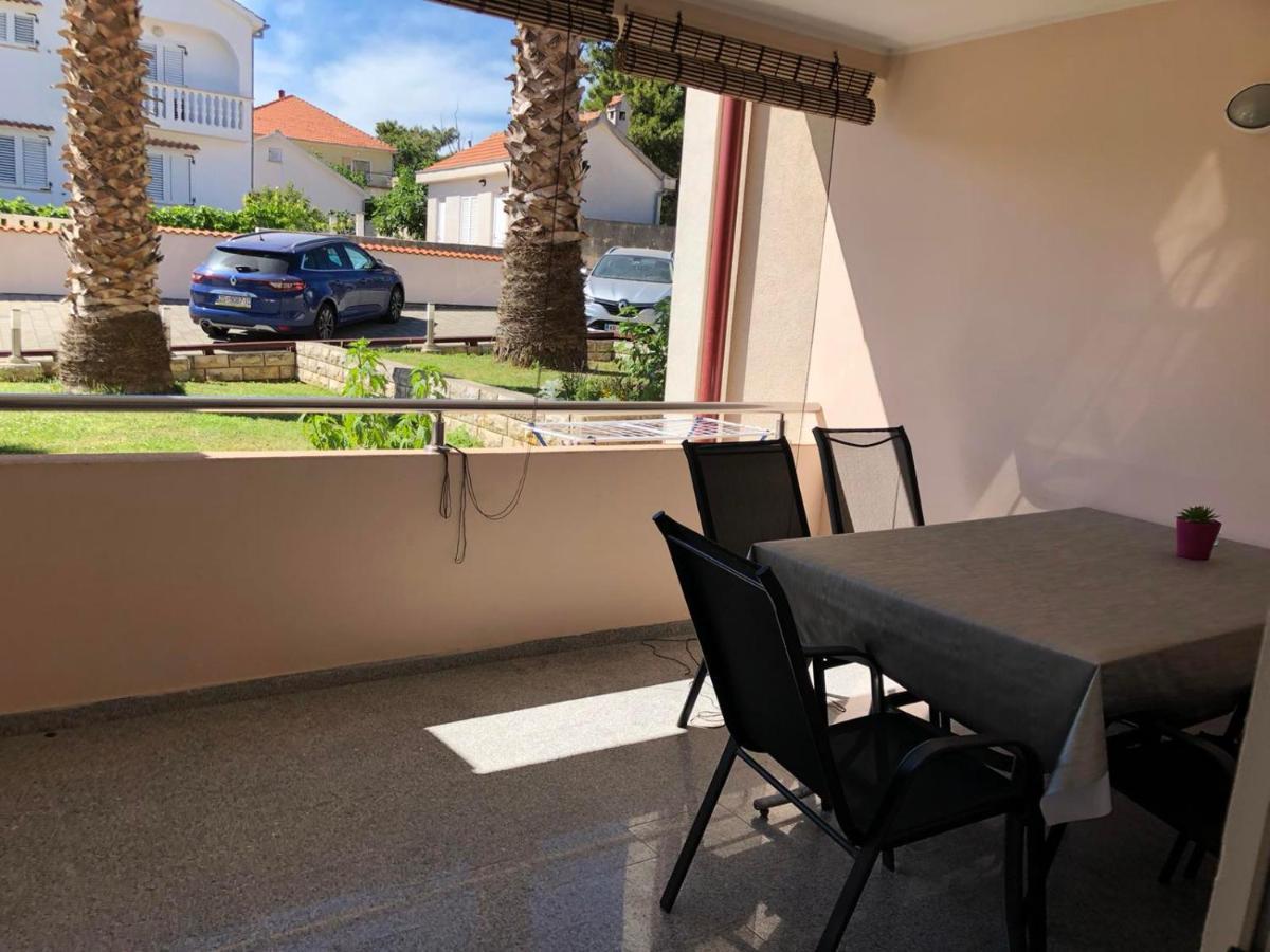 Apartmani Resetar Privlaka  Buitenkant foto
