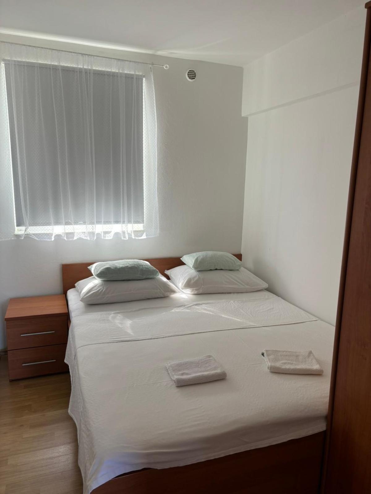 Apartmani Resetar Privlaka  Buitenkant foto