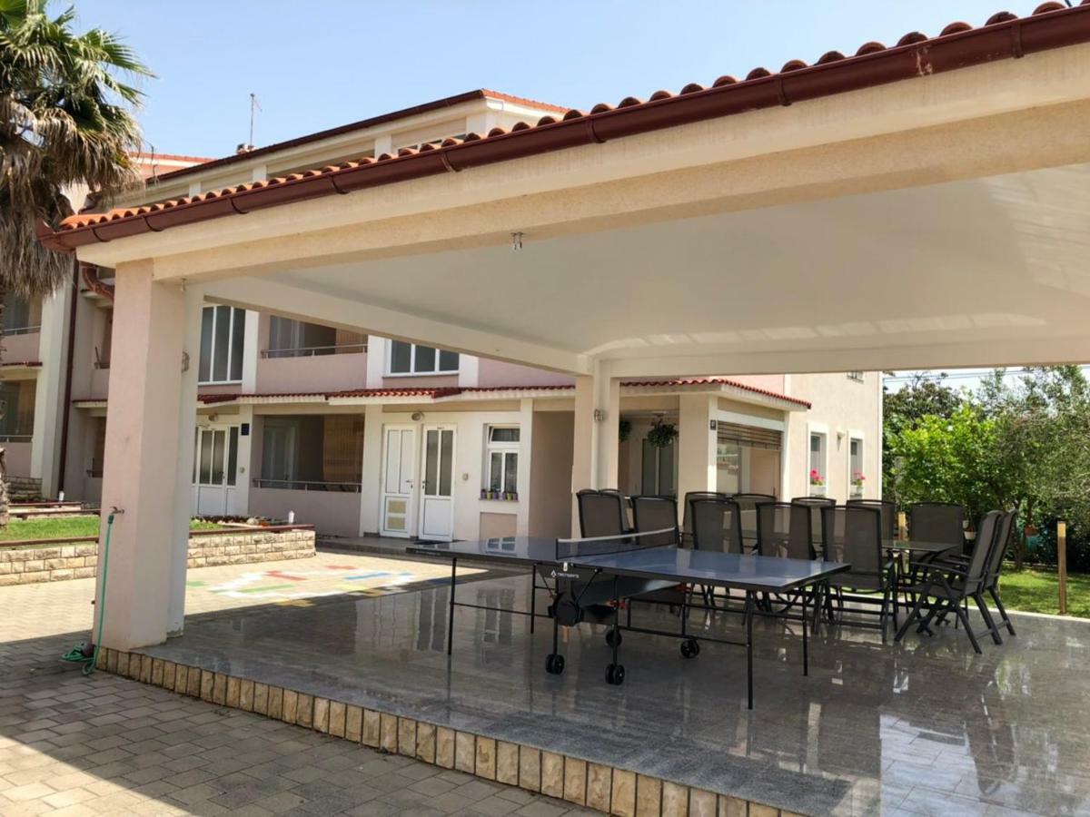 Apartmani Resetar Privlaka  Buitenkant foto